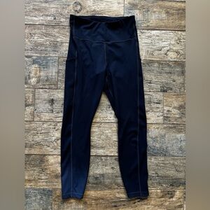 💙 TITLE: Athleta Ultimate Stash Pocket 7/8 Tight Navy Blue Sz Small Flawless